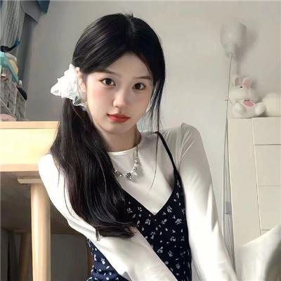 远看是蔚蓝的春天